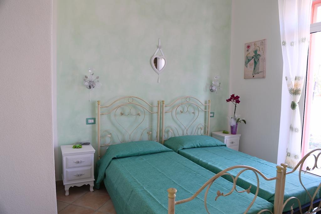 B&B Le Rose Olbia Kamer foto
